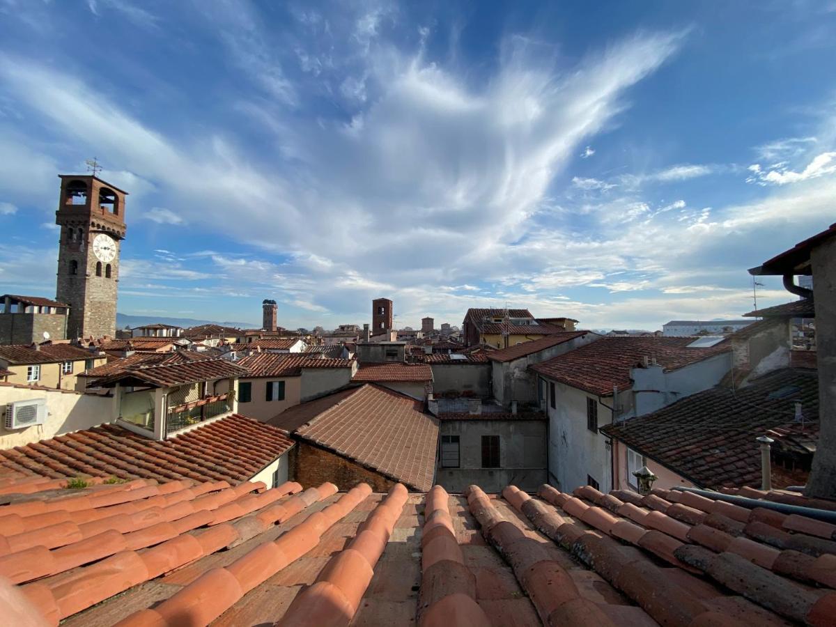Palazzo Rocchi - Residenza D'Epoca Bed & Breakfast Лука Екстериор снимка