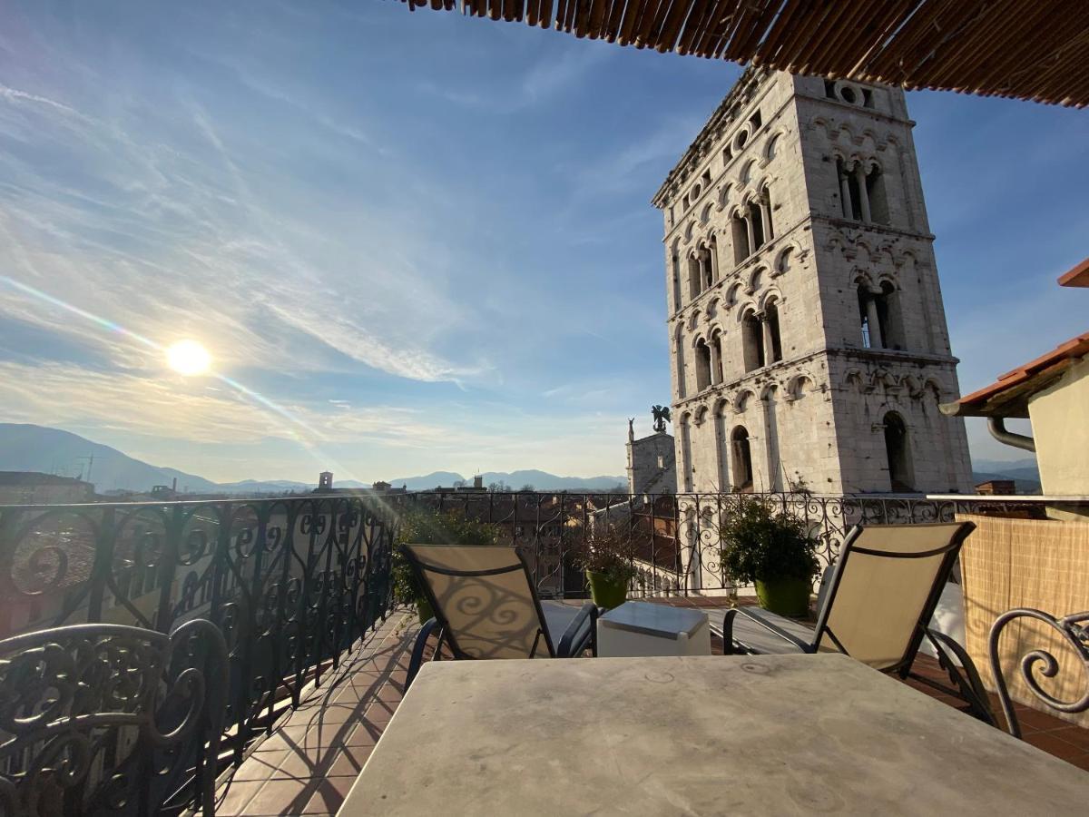 Palazzo Rocchi - Residenza D'Epoca Bed & Breakfast Лука Екстериор снимка