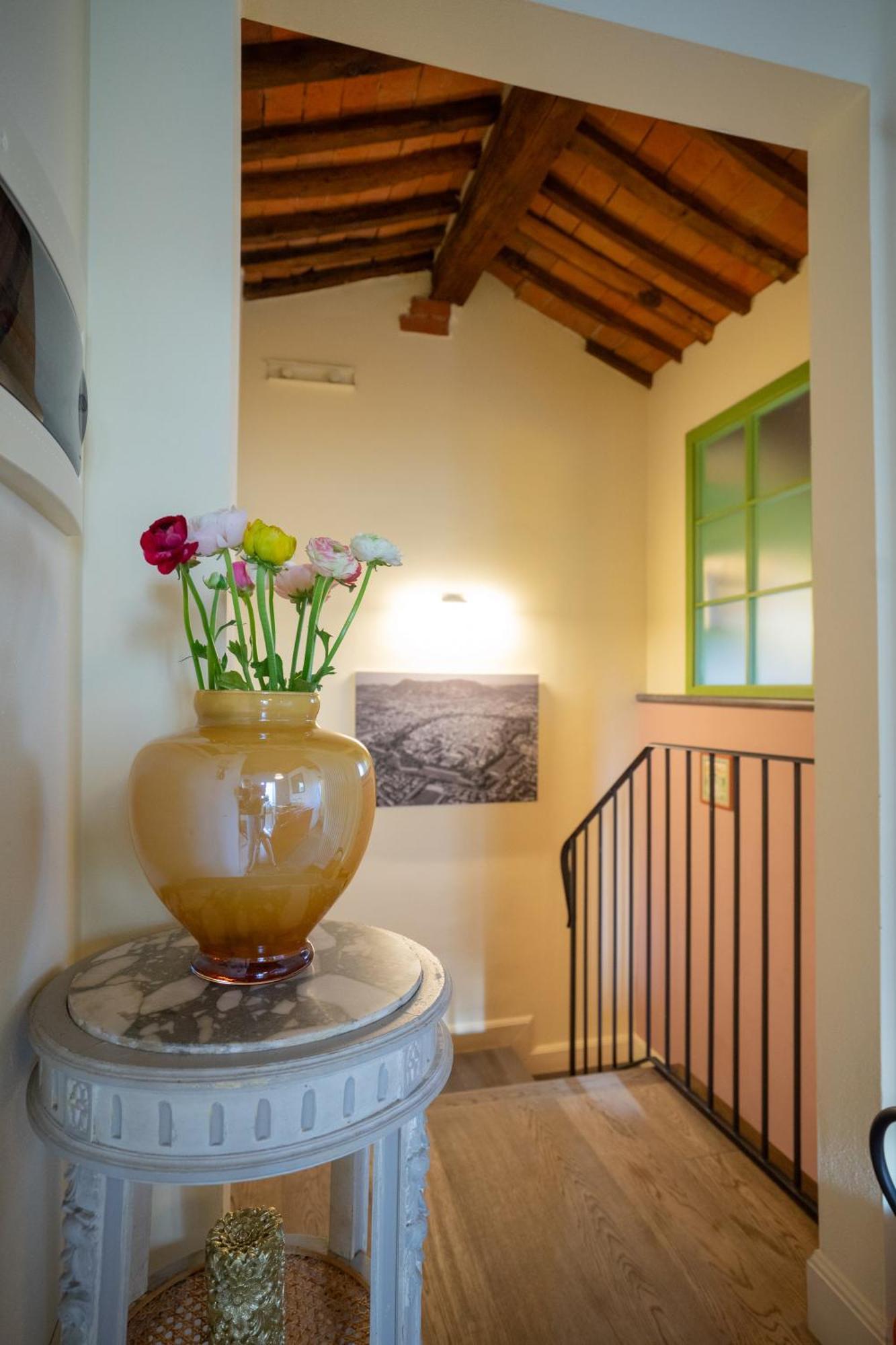 Palazzo Rocchi - Residenza D'Epoca Bed & Breakfast Лука Екстериор снимка